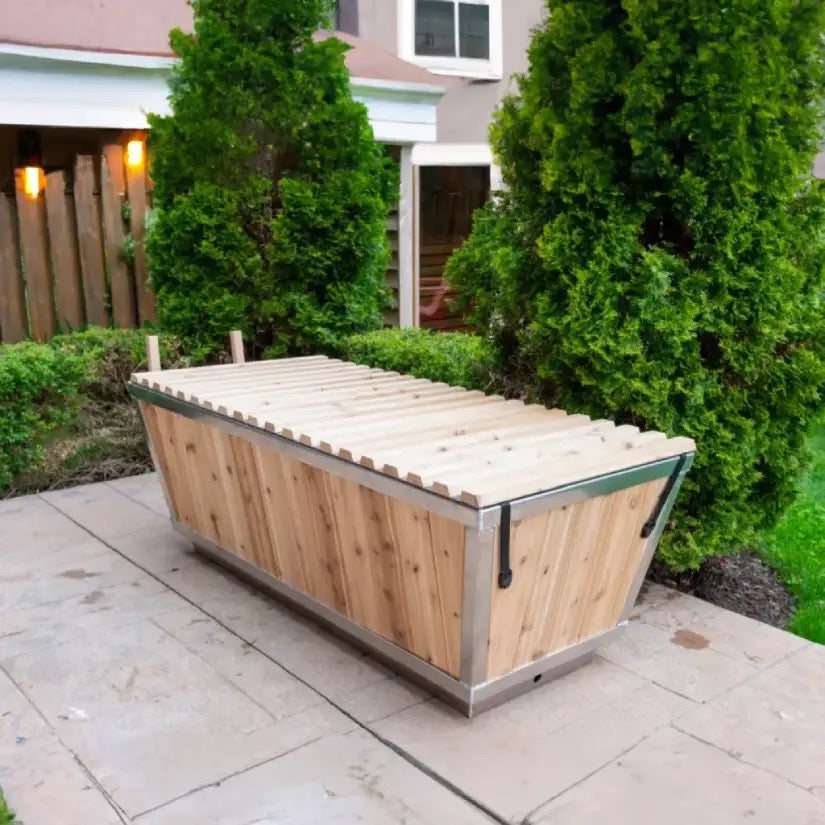Polar White Cedar Plunge Bath
